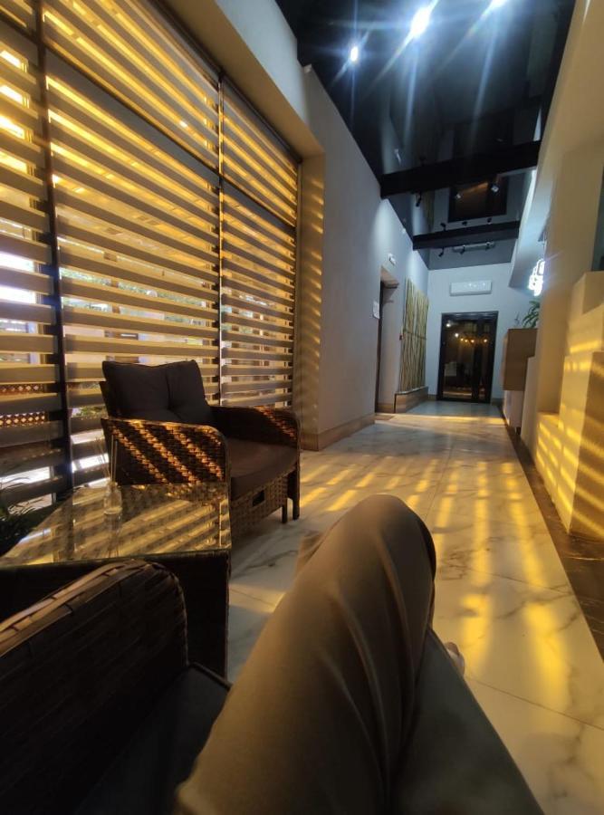 Zest Hotel & Spa Oral Exterior photo